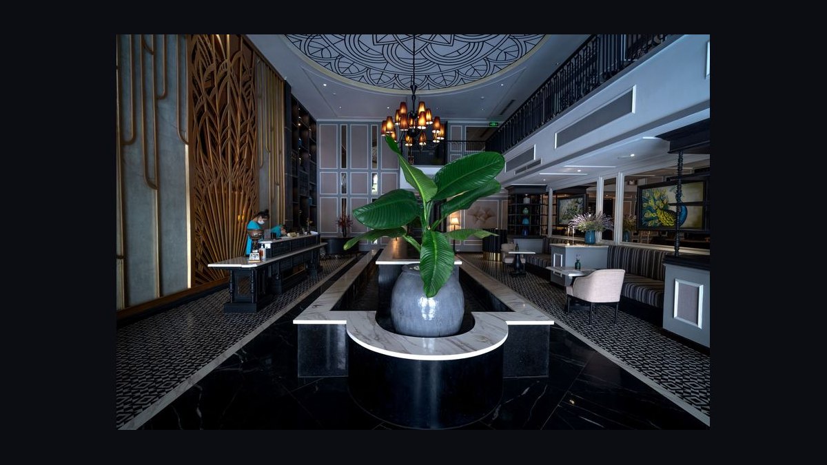 Revenue Per Available Room (RevPAR) Recovery in Urban Luxury Hotels in 2027 — figure 5