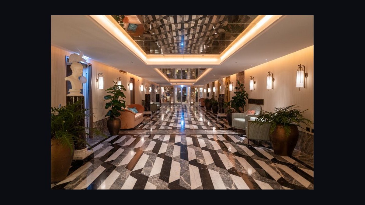 Revenue Per Available Room (RevPAR) Recovery in Urban Luxury Hotels in 2027 — figure 9