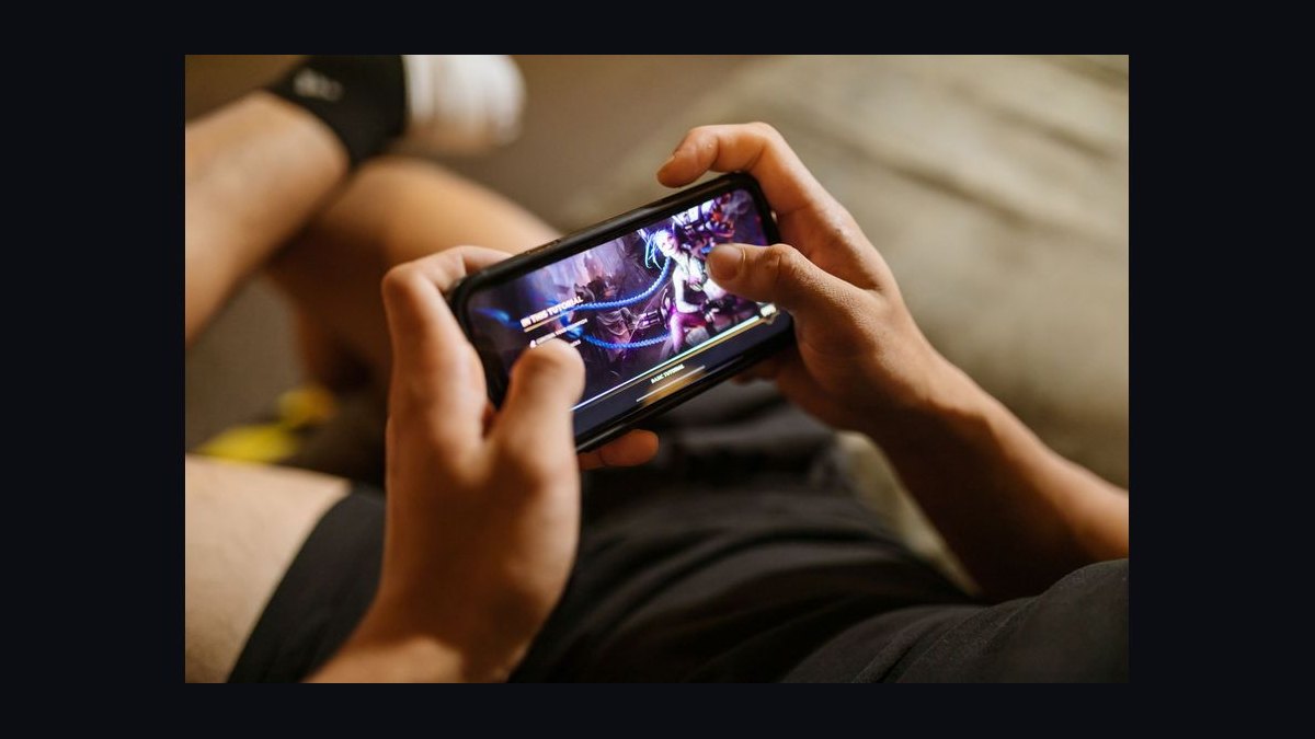 Session Revenue Per Player in Free-to-Play Mobile Gaming in 2027