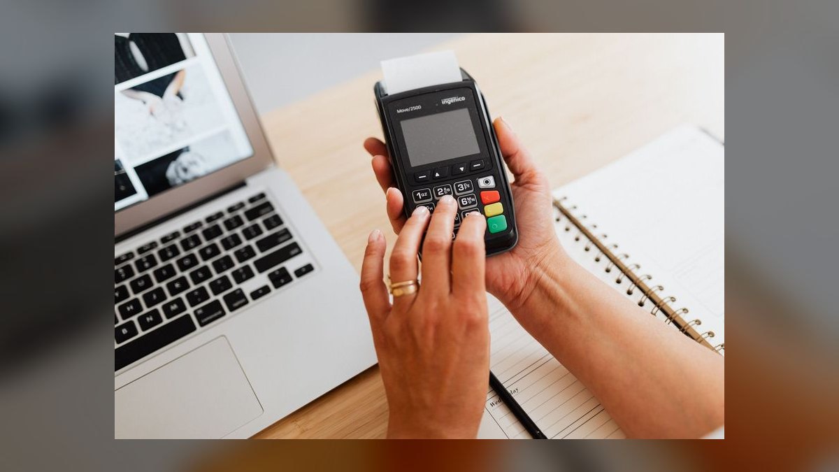 Transaction Revenue Per Active User in Digital Wallets like PayPal in 2027 — figure 6