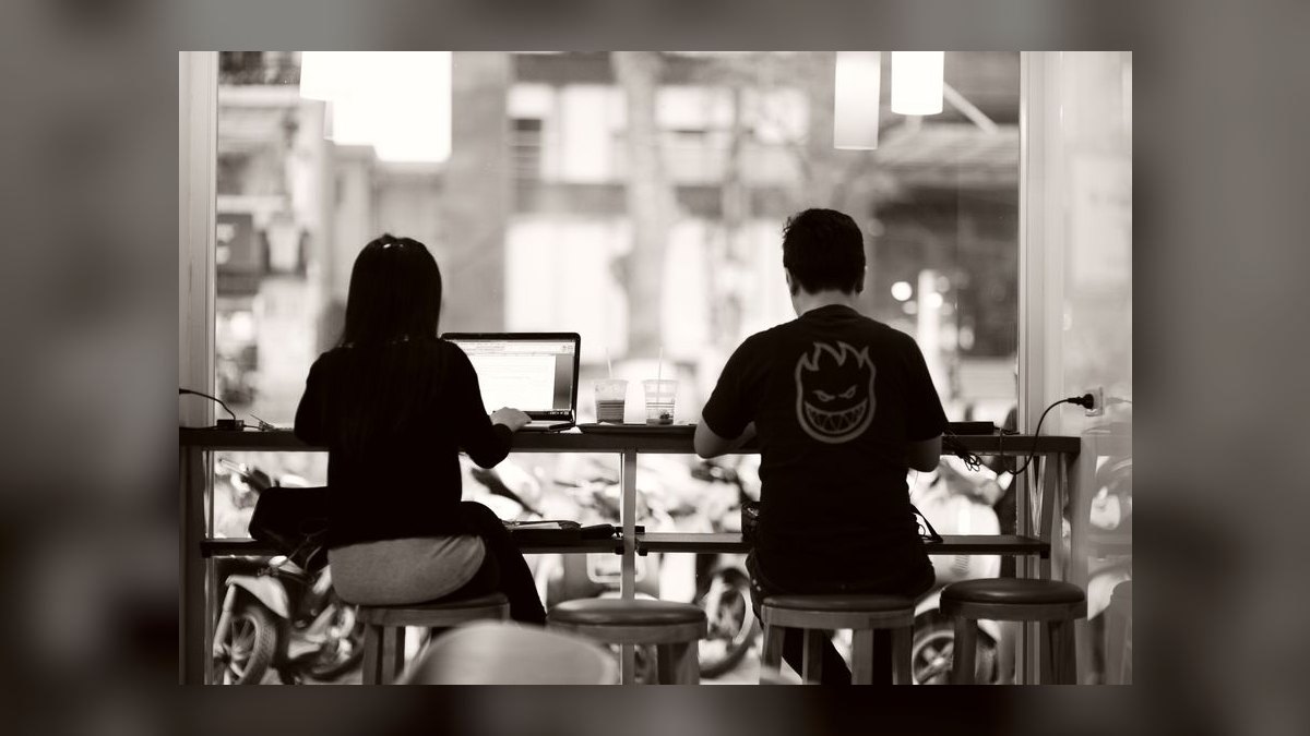 Revenue per Seat in Co-Working: Space Utilization and Pricing Leverage in 2027 — figure 10