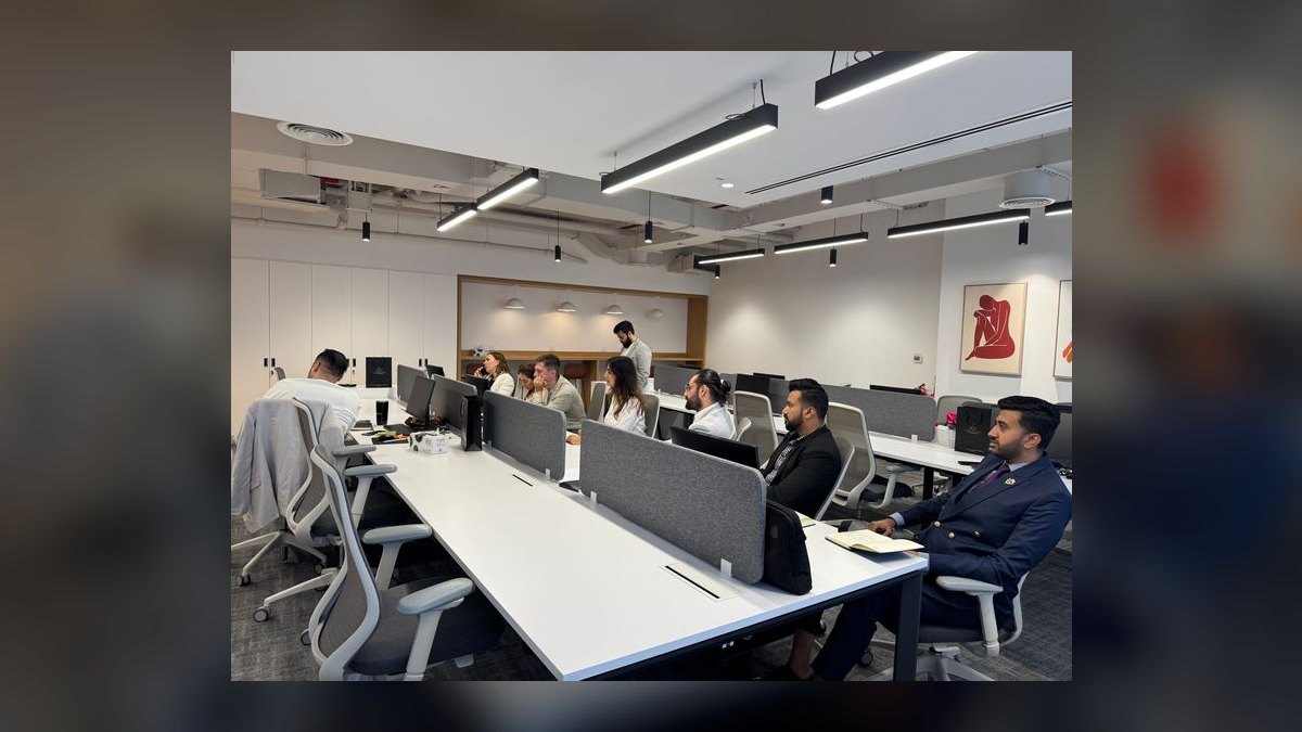 Revenue per Seat in Co-Working: Space Utilization and Pricing Leverage in 2027 — figure 4