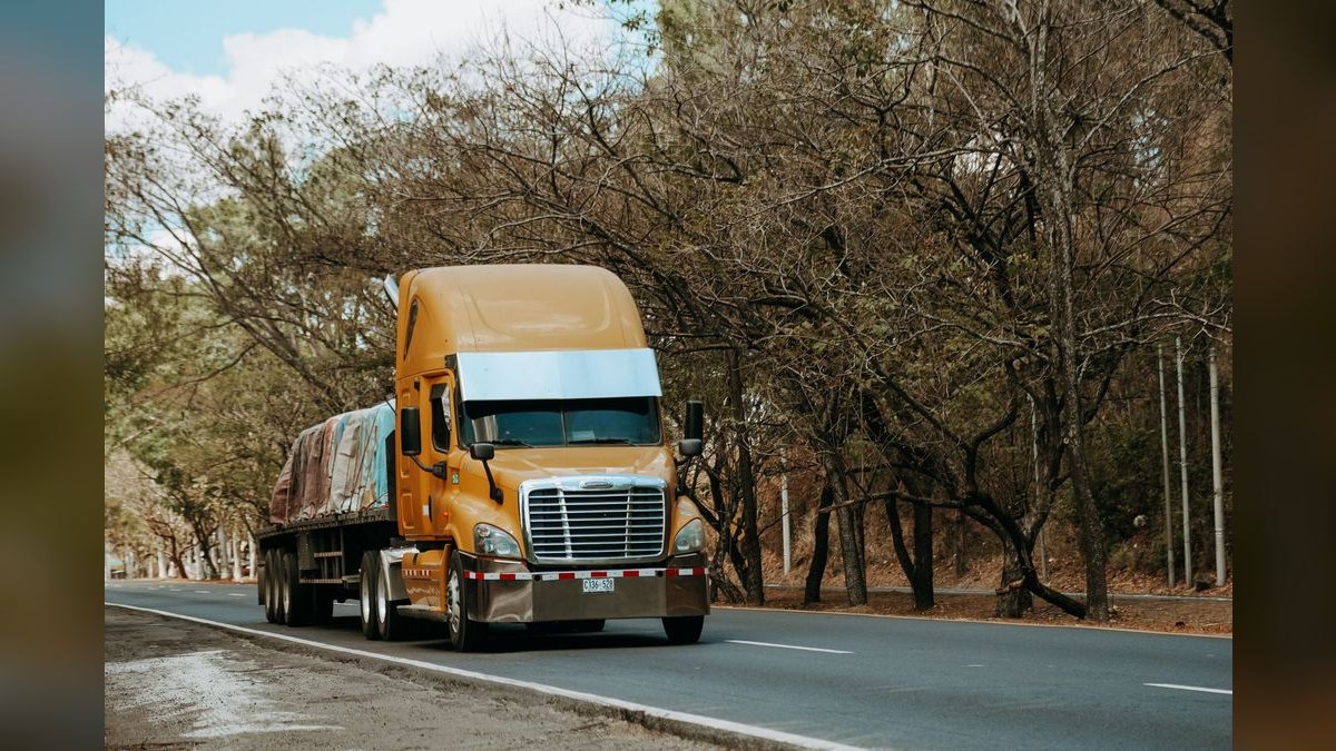 Logistics & Freight: Revenue Per Truck per Day After Fuel Surcharge Fluctuations in 2027 — figure 4