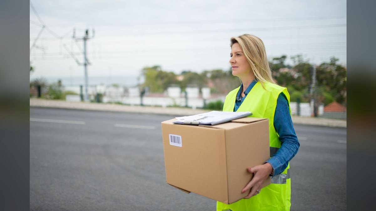 Top 10 Parcel Carrier Revenue per Package and Density KPIs in 2027 — figure 6