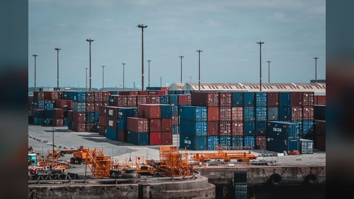 Top 10 Industrial Logistics REIT Revenue KPIs in 2027 — figure 1