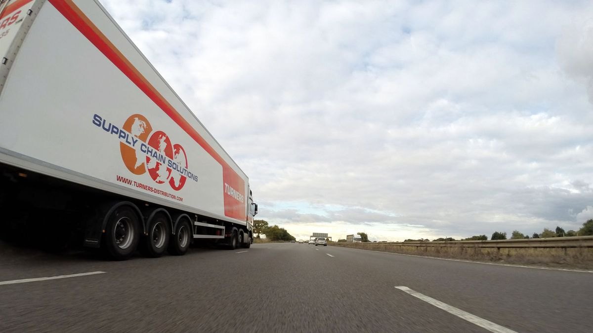 Top 10 Cold-Chain Logistics Revenue KPIs in 2027 — figure 6