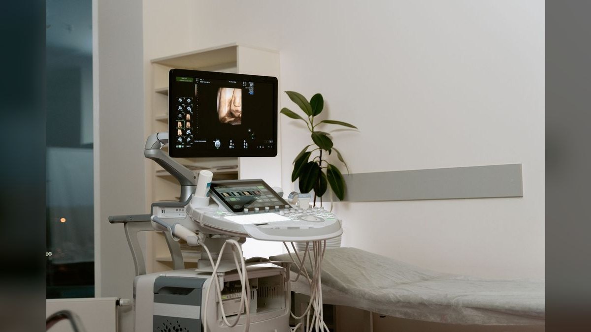 Top 10 Fertility Clinic Revenue KPIs in 2027 — figure 3