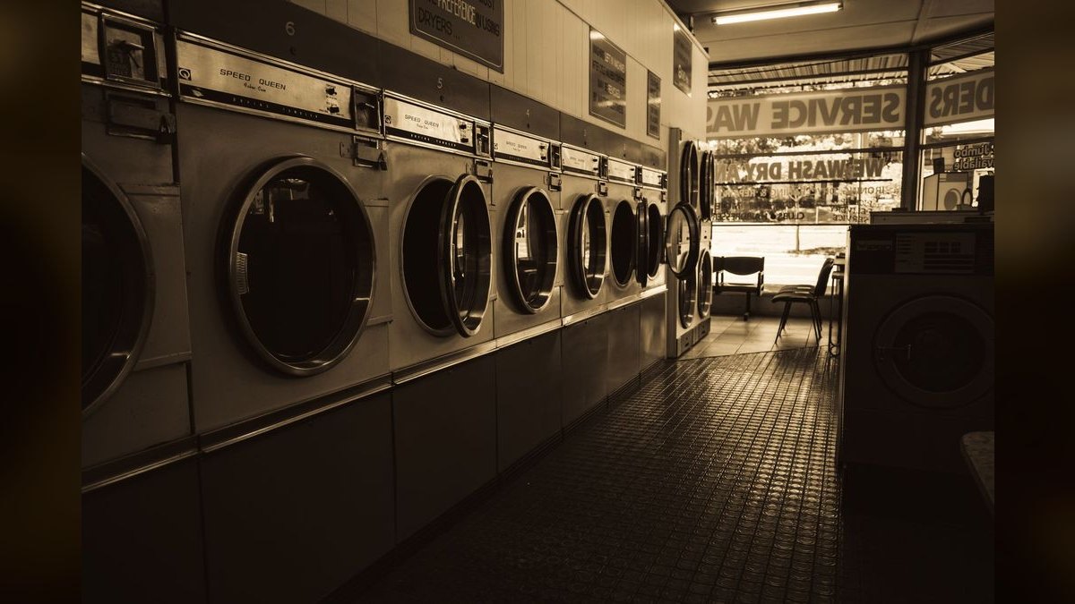 Top 10 Laundromat Revenue KPIs in 2027 — figure 2