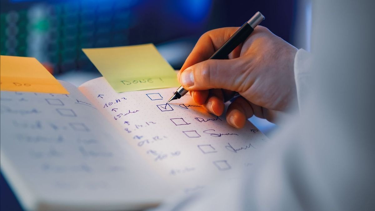 What are the most important KPIs every mortgage broker should track in 2027 — figure 4
