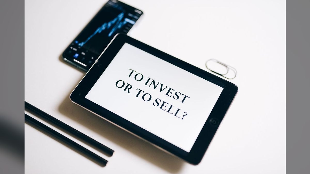 What should you know before investing in Industry KPIs in 2027 — figure 1