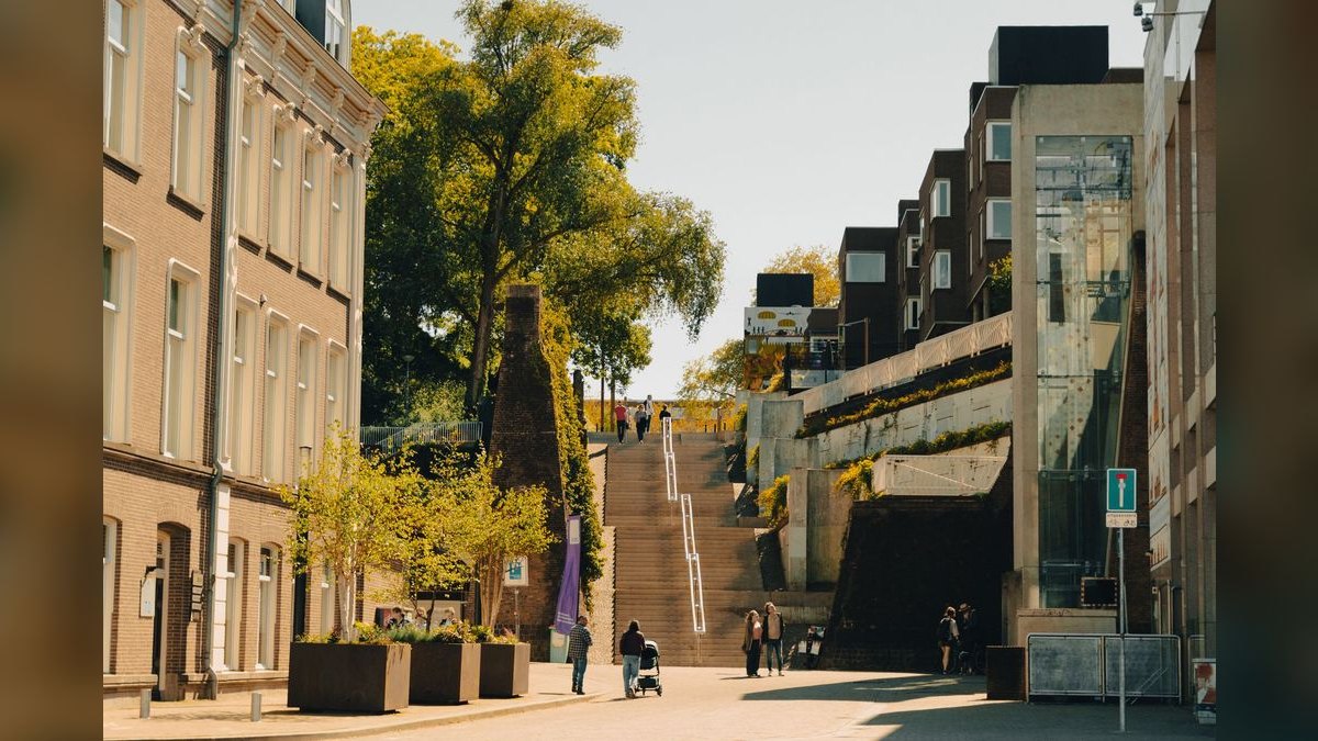 Best Walkable US Cities for Car-Free Young Professionals in 2027 — figure 4