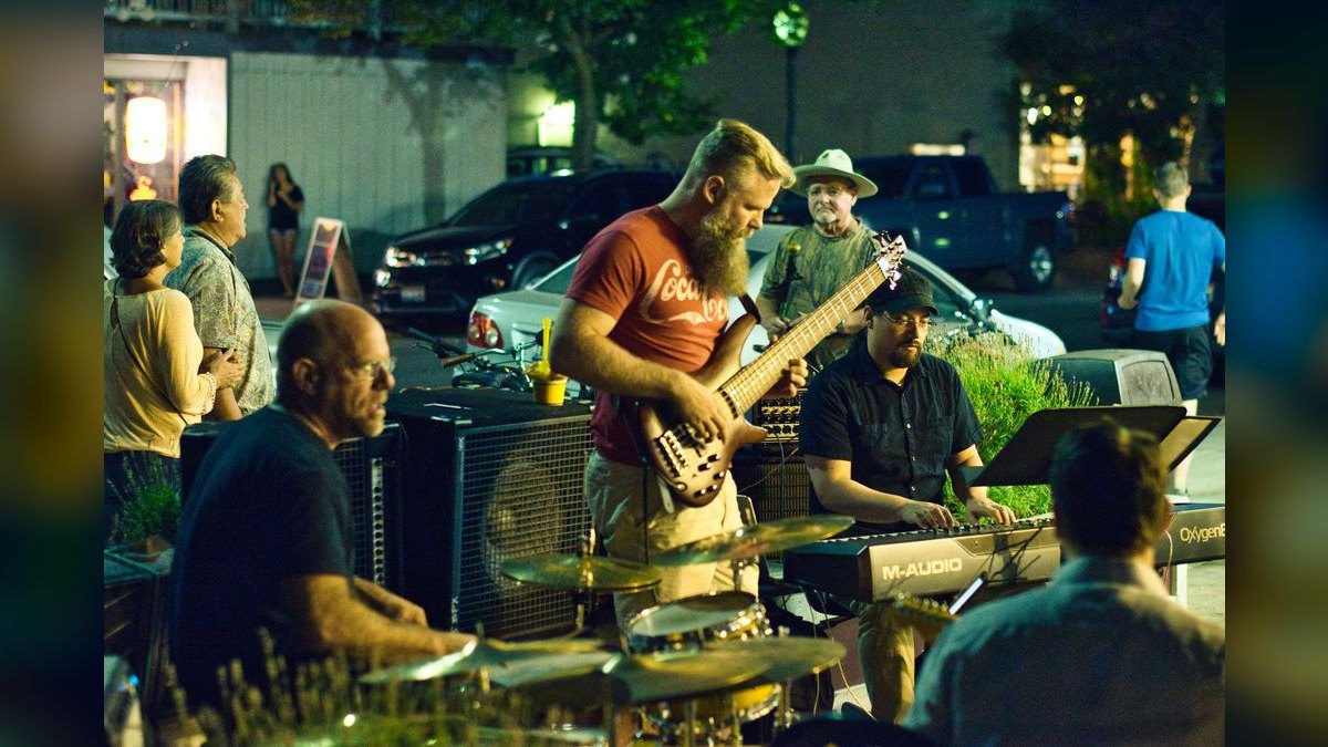 10 Best Small Towns to Live in America in 2027