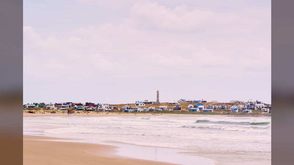 10 Best Beach Towns to Live in 2027 — figure 4