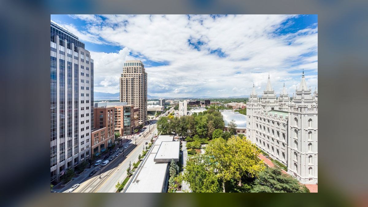 Top 10 Best Towns to Live in for Young Professionals in 2027 — figure 7