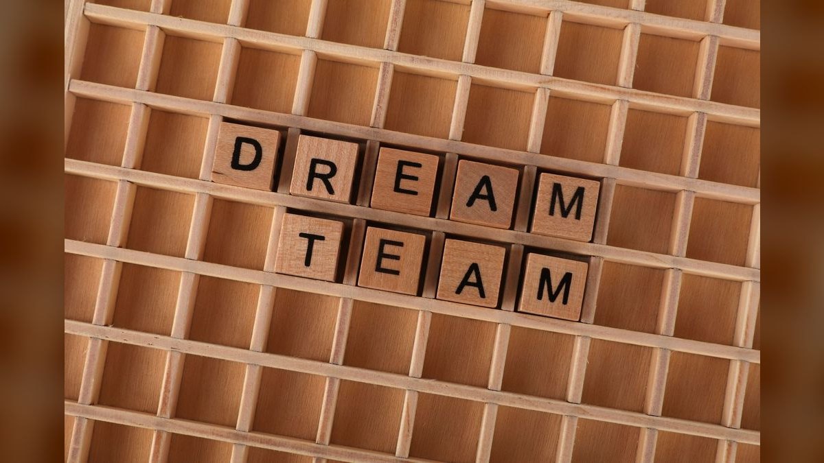 What is the best way to structure a RevOps team for a B2B SaaS company in 2027 — figure 4