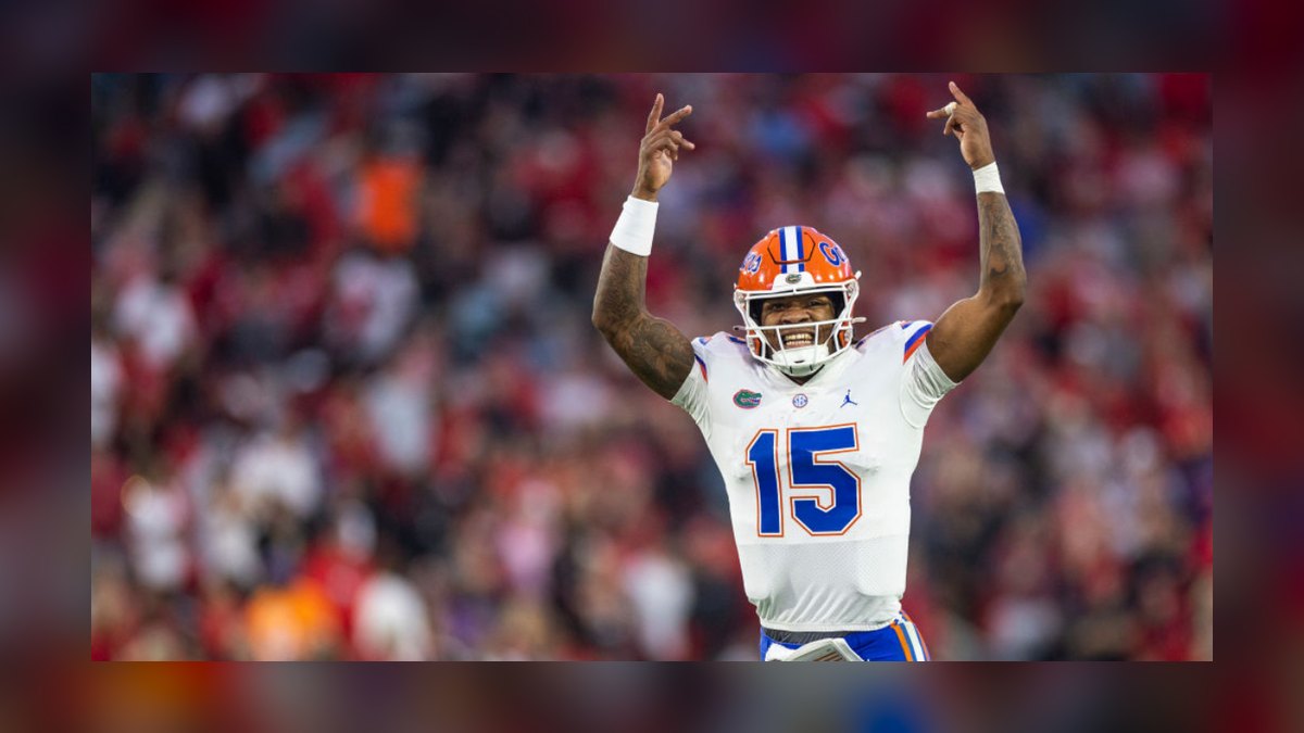 What are the top 10 NIL deals signed by high school football recruits in 2027?