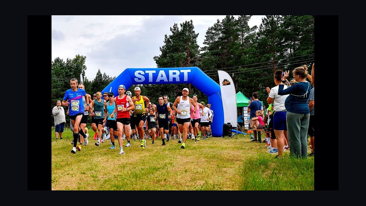 What are the top 10 NIL deals signed by college cross country runners in 2027 — figure 5