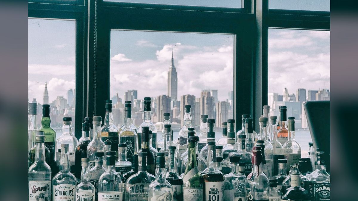 Top 10 Rooftop Bars in New York City — figure 4