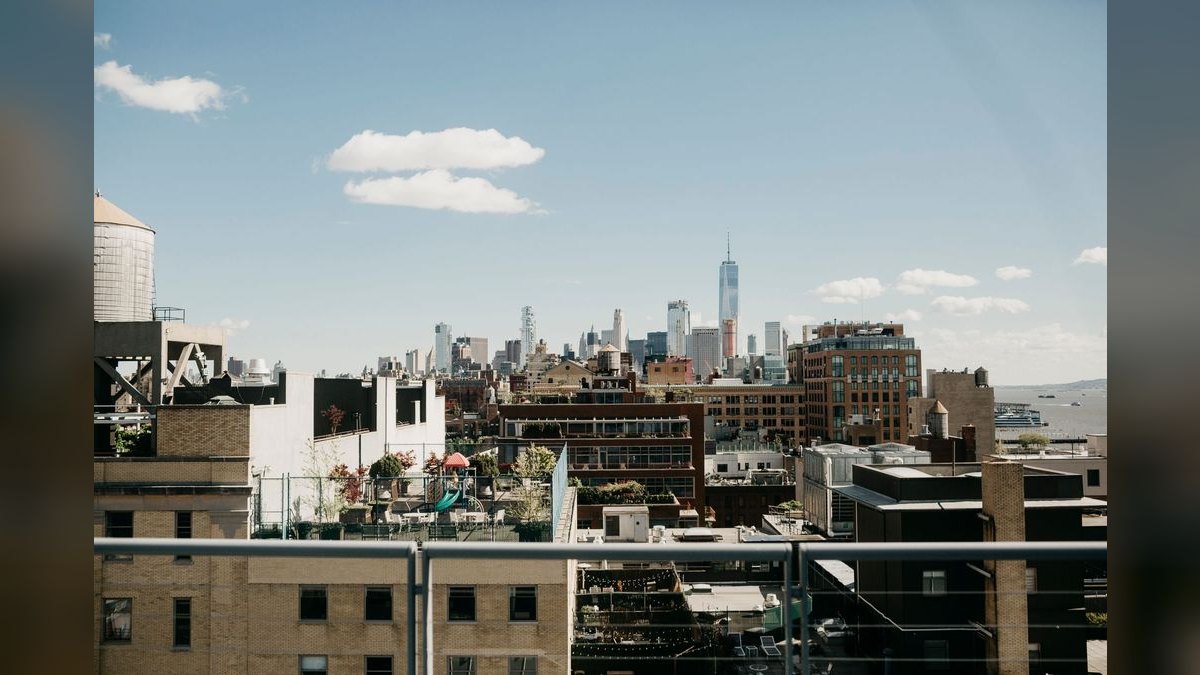 Top 10 Rooftop Bars in New York City — figure 6