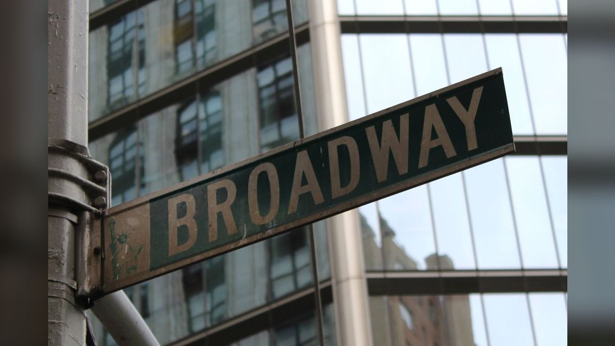 Top 10 Speakeasies in New York City — figure 1