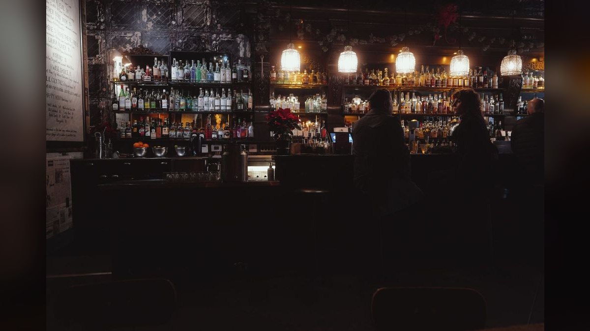 Top 10 Wine Bars in San Francisco — figure 1