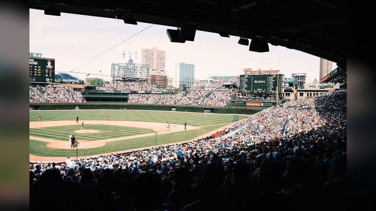 Top 10 Sports Bars in Chicago — figure 4