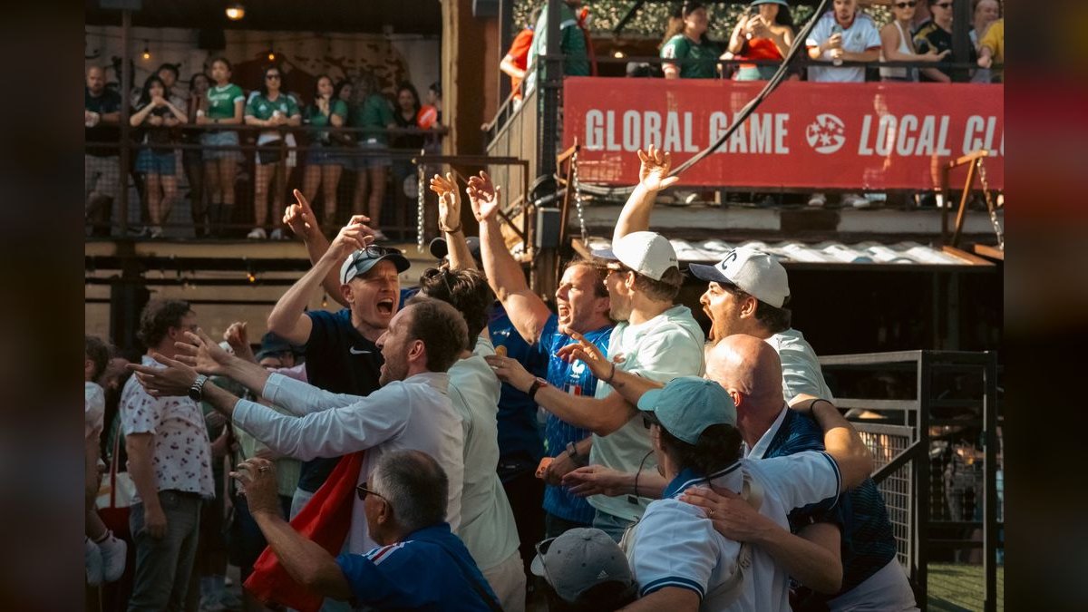 Top 10 Sports Bars in Chicago