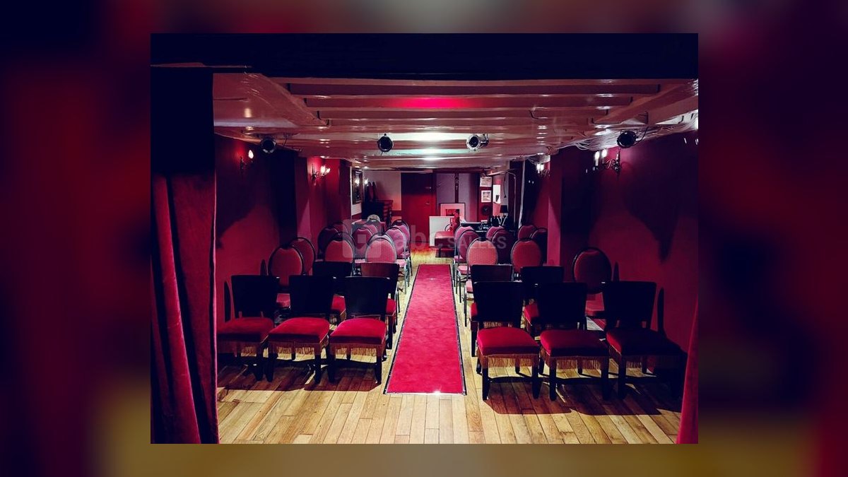 Top 10 Comedy Clubs in New York City in 2027 — figure 9