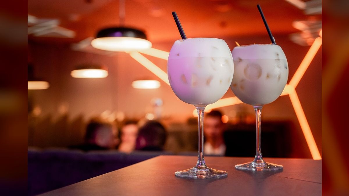 Top 10 Cocktail Bars in New York City — figure 1