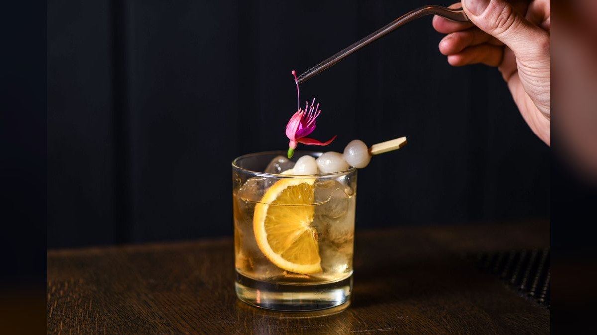 Top 10 Cocktail Bars in New York City — figure 2