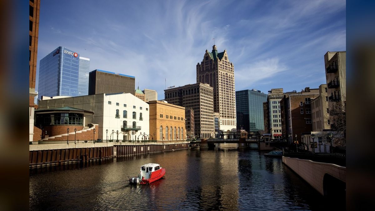 Top 10 Nightlife Spots in Milwaukee — figure 5