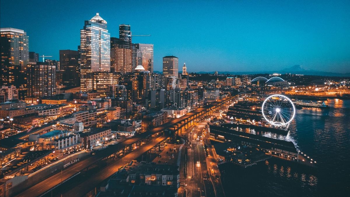 Top 10 Nightlife Spots in Seattle — figure 1