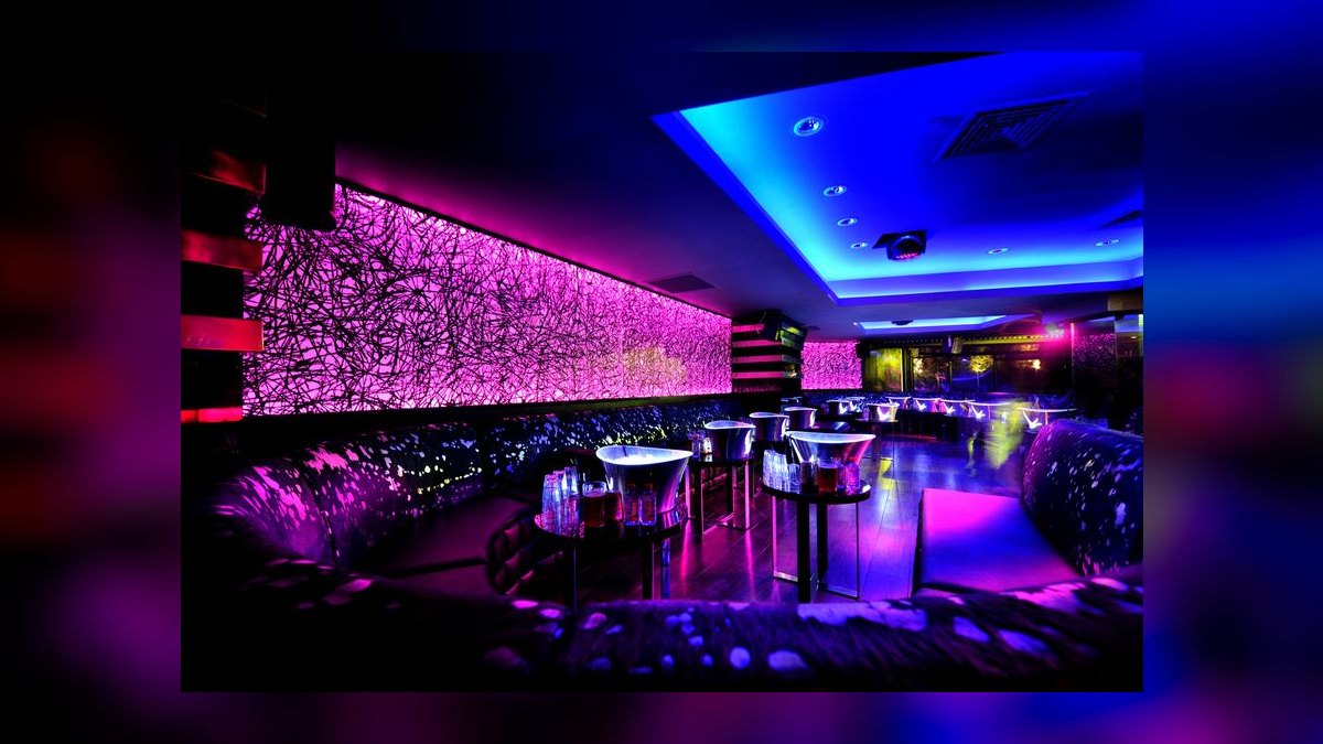 Top 10 Nightlife Spots in Paris in 2027 — figure 10