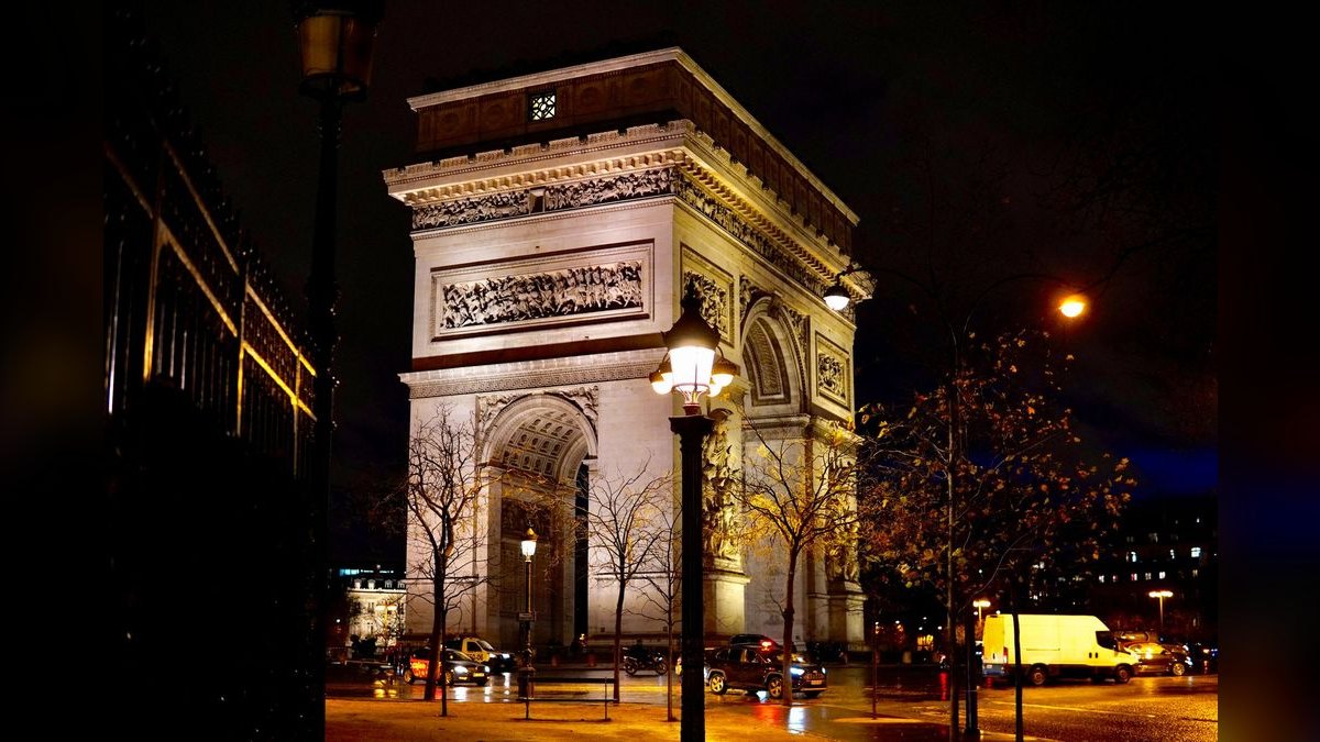 Top 10 Nightlife Spots in Paris — figure 5