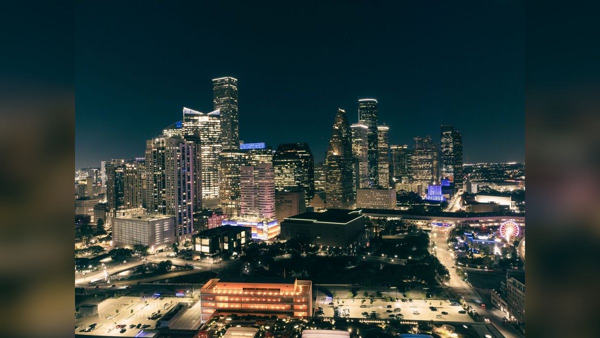 Top 10 Rooftop Bars in Houston — figure 4