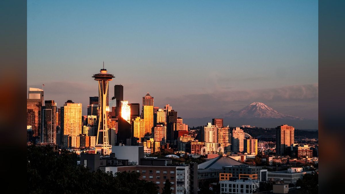 Top 10 Rooftop Bars in Seattle — figure 4