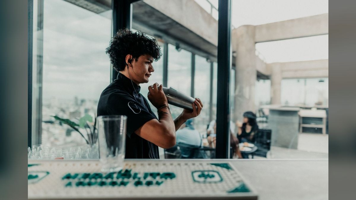 Top 10 Rooftop Bars in San Diego — figure 4