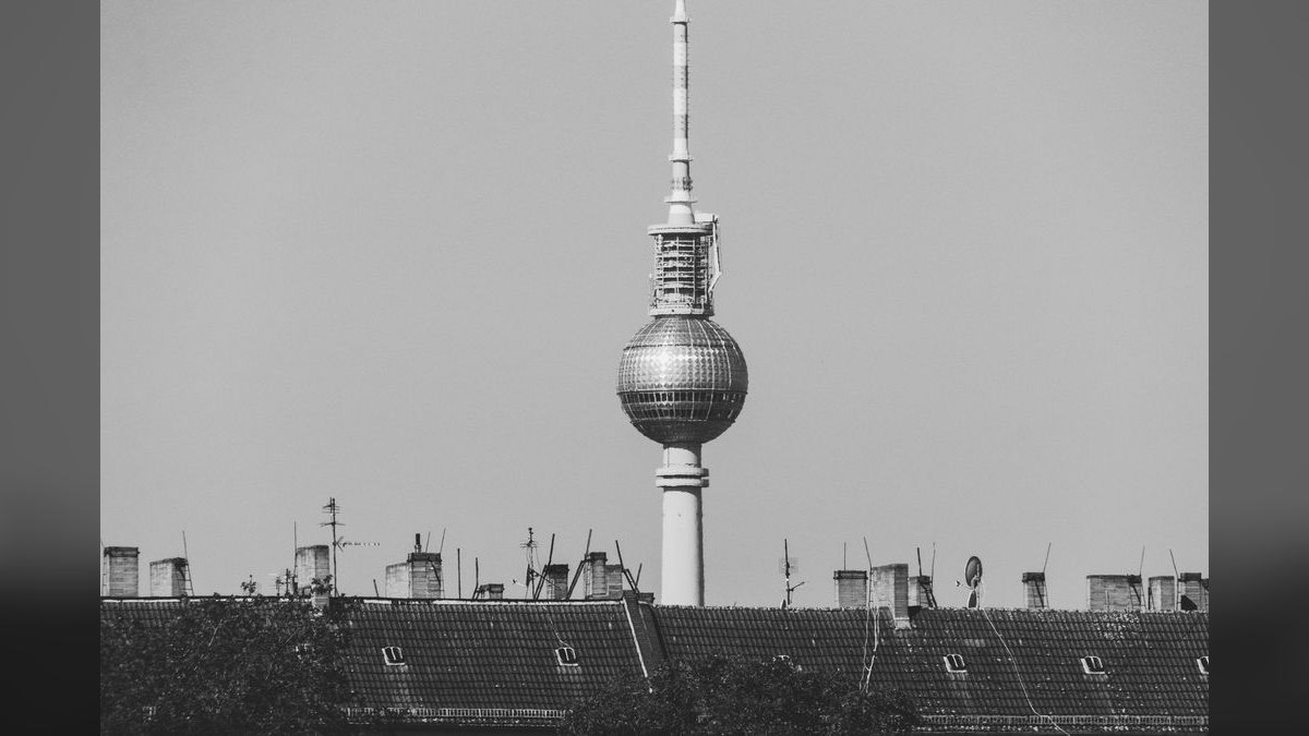 Top 10 Rooftop Bars in Berlin — figure 4