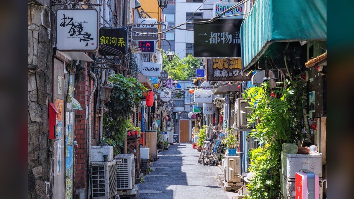 Top 10 Rooftop Bars in Tokyo — figure 2