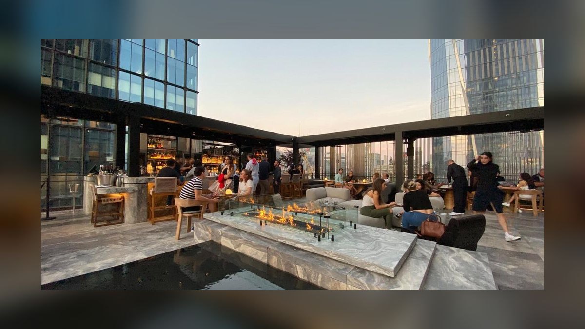 Top 10 Rooftop Bars in Barcelona — figure 5