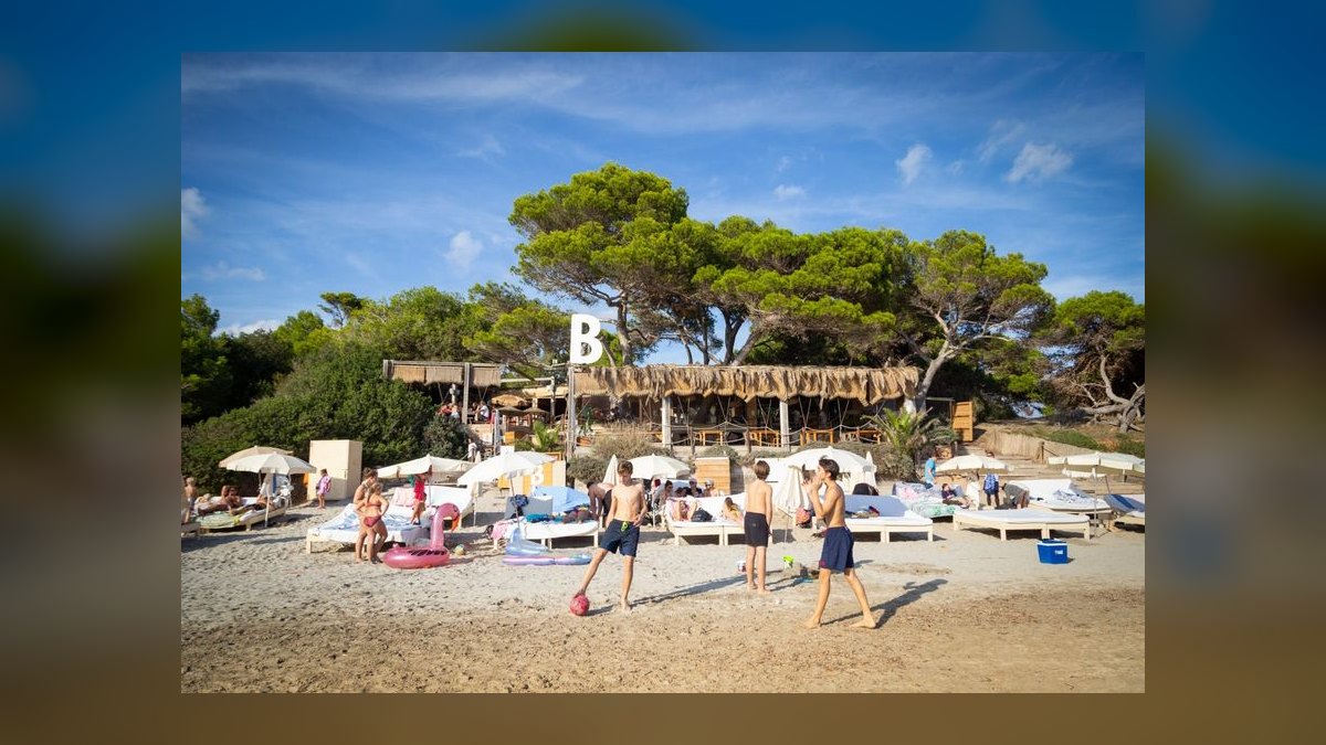 The 10 Best Beach Clubs in Ibiza for 2027 — figure 8
