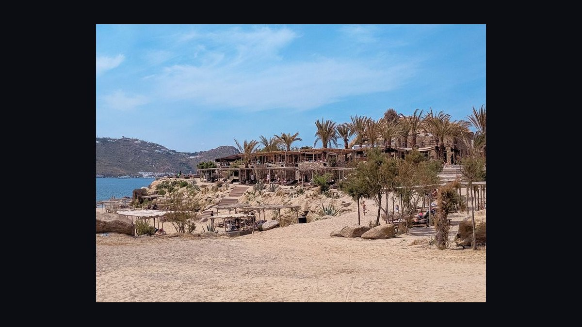 The 10 Best Beach Clubs in Mykonos for 2027