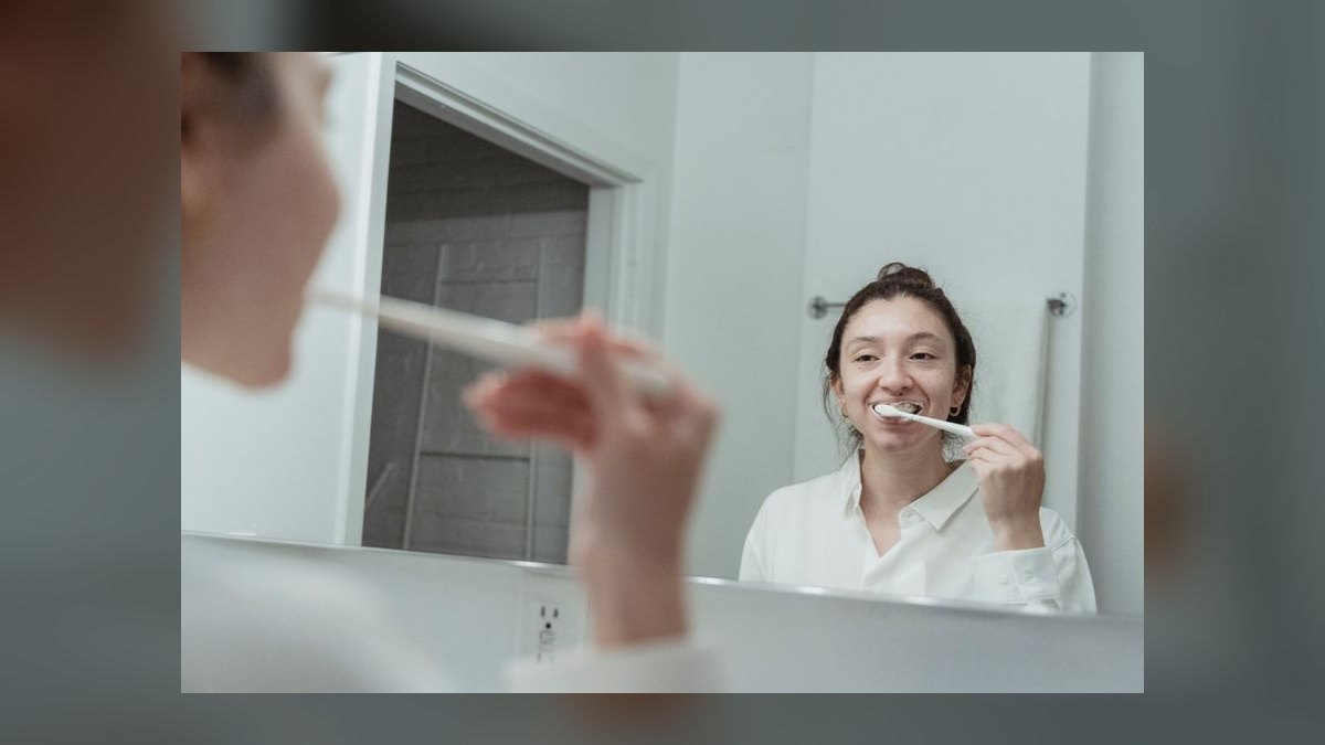 How to brush a cat's teeth if they hate the taste of toothpaste — figure 3