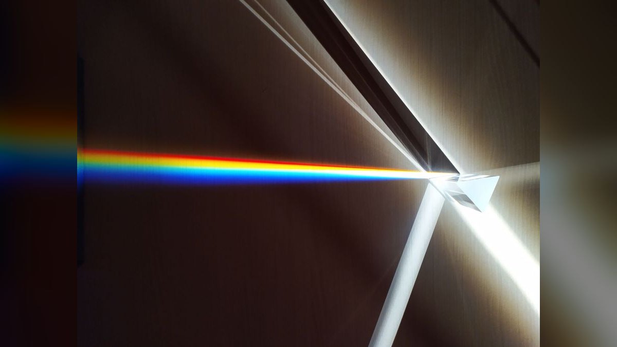 Top 10 light spectrum needs 2027 — figure 1