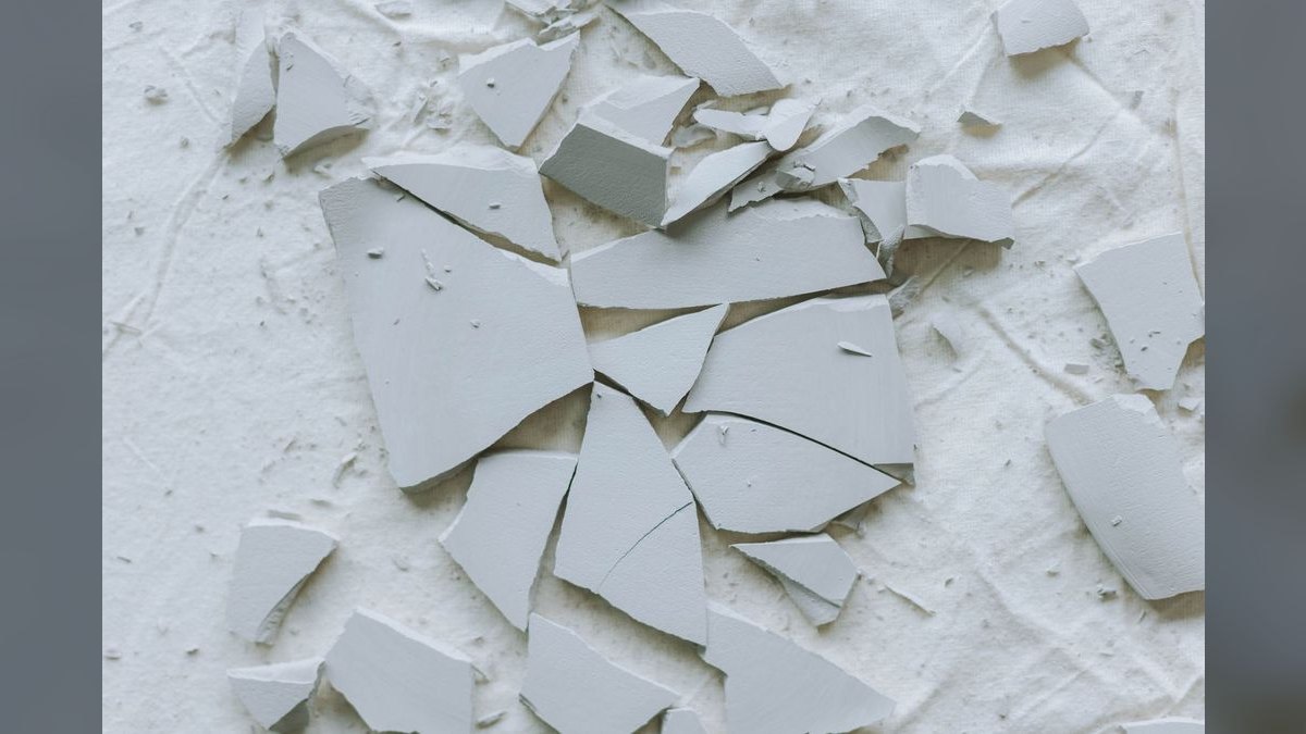 How do you dedupe broken lead routing when sales on Outreach and leadership only reviews NRR monthly on Dynamics 365 — figure 3