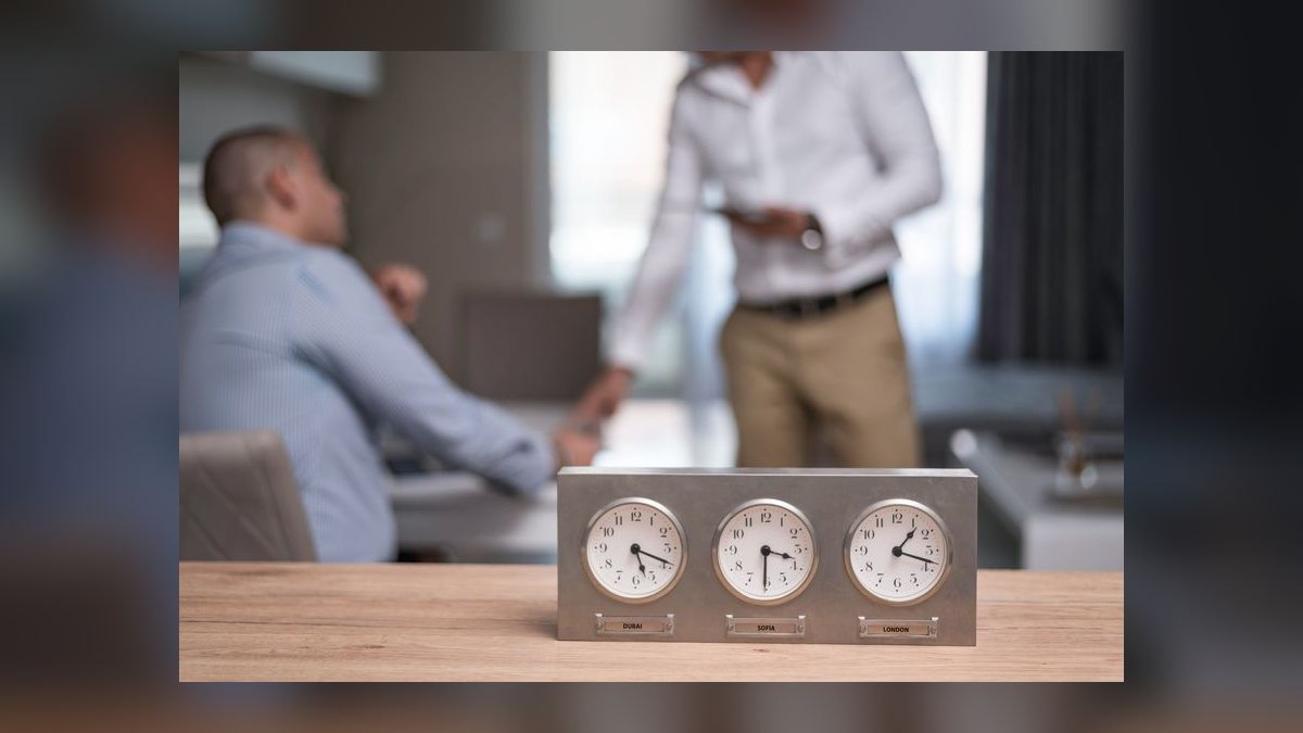 How do you decide if a part-time revenue leader is right for a Series A company when board wants a revenue turnaround — figure 2