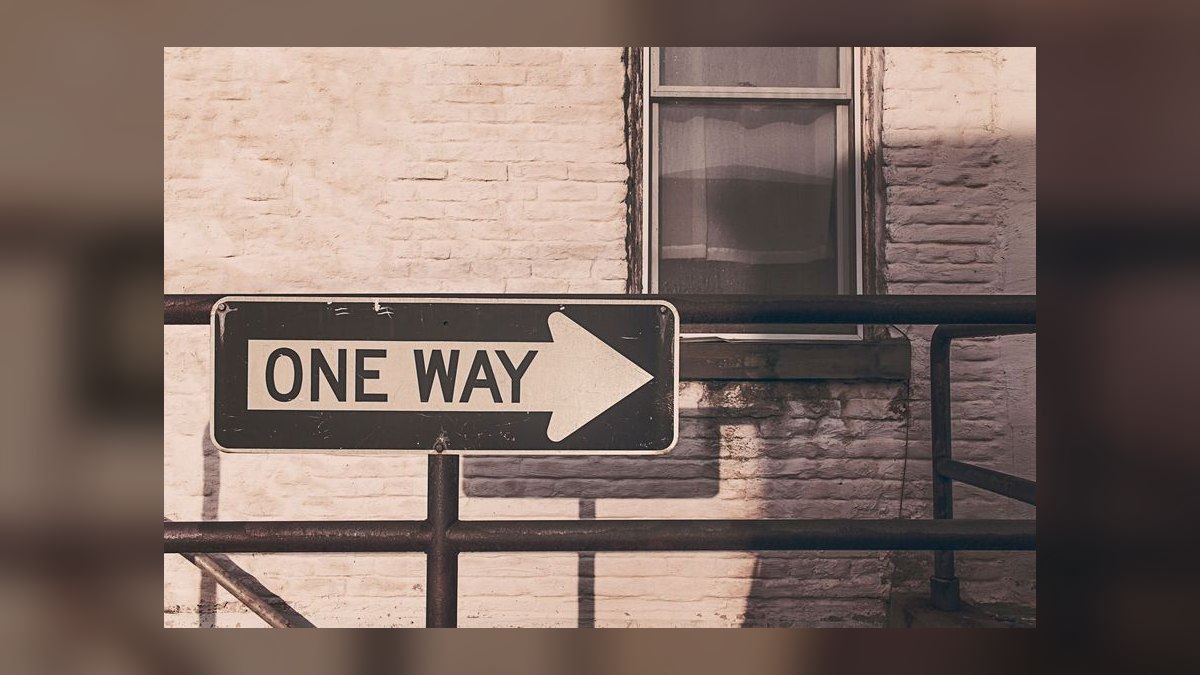 How do you decide if a CRO advisory before a full-time hire is right for a Series A company when international expansion next year — figure 3