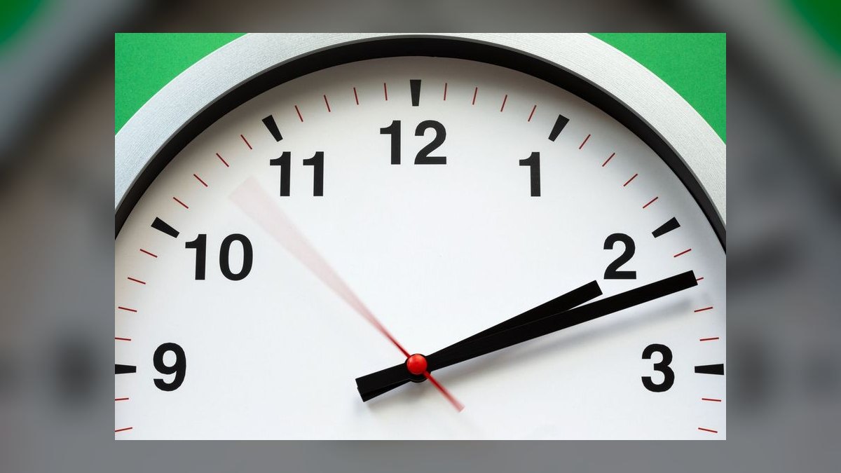 How do you decide if a part-time revenue leader is right for a vertical SaaS niche company when forecast missed twice in a row — figure 9