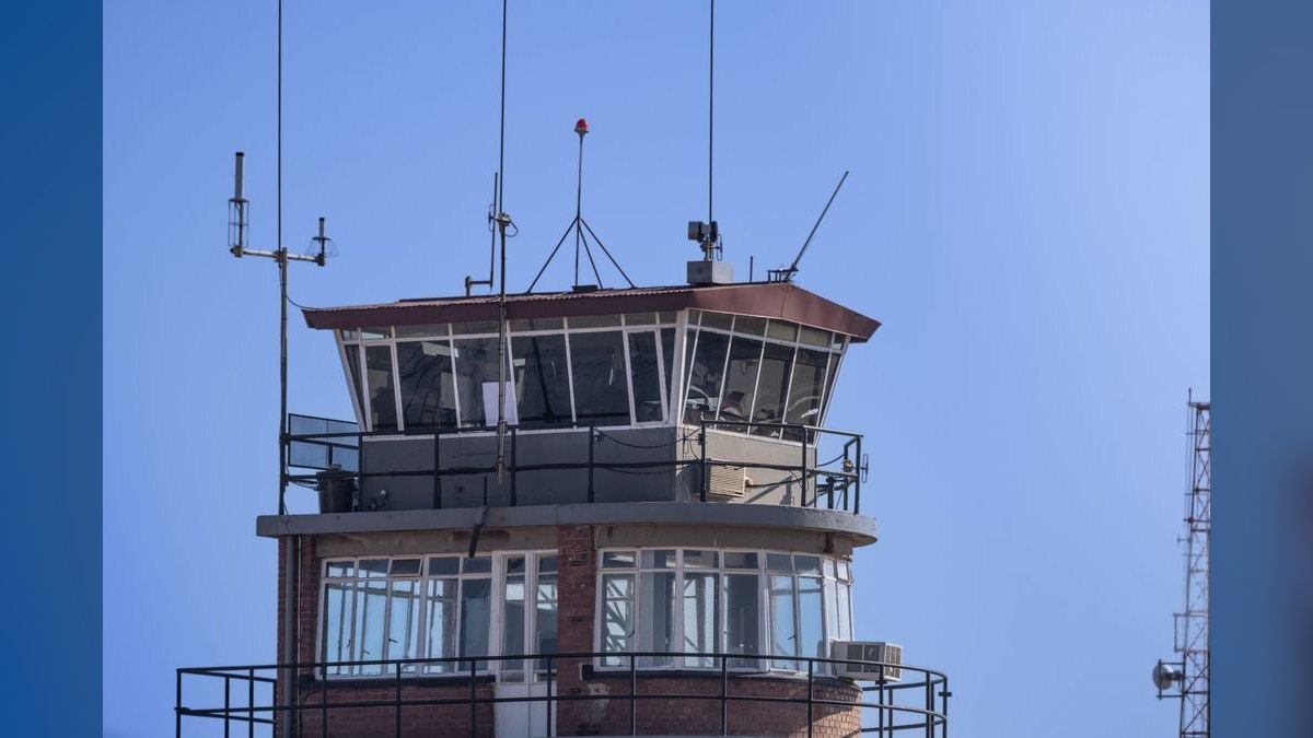 How do you design a RevOps control tower in Palantir Ontology that catches forecast categories that do not match finance before weekly commit calls for event-sourced pipeline with founder still owns largest accounts — figure 2