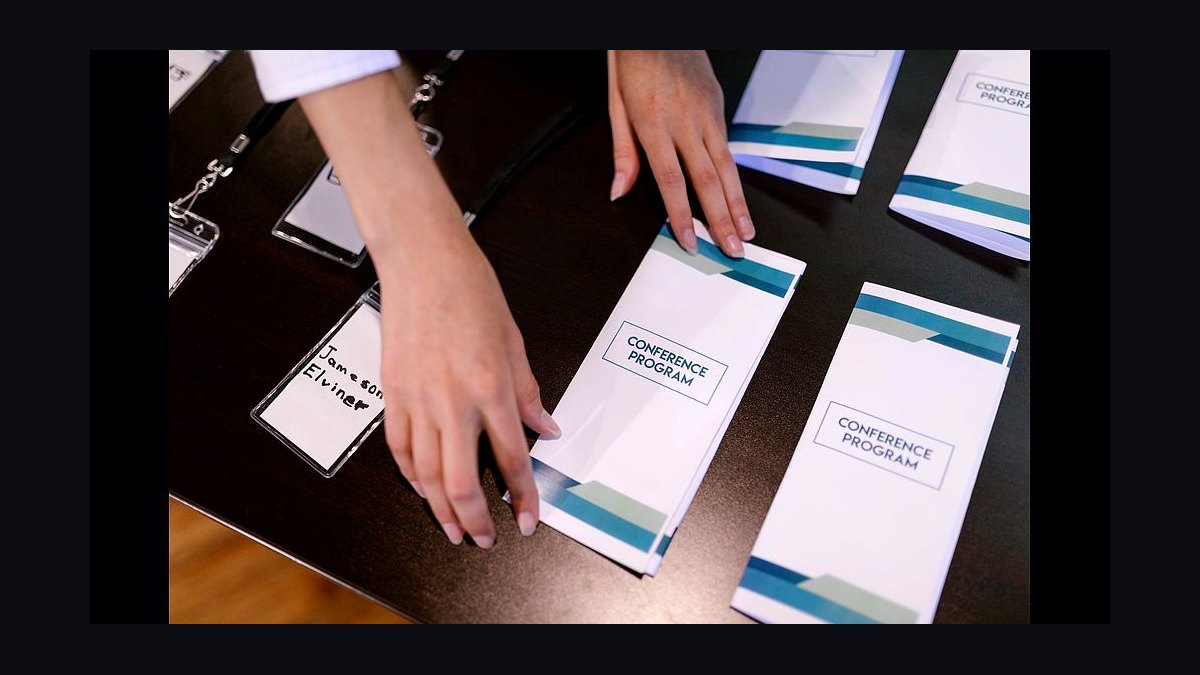 How do you build a customer reference program that AEs can actually use in 2027?